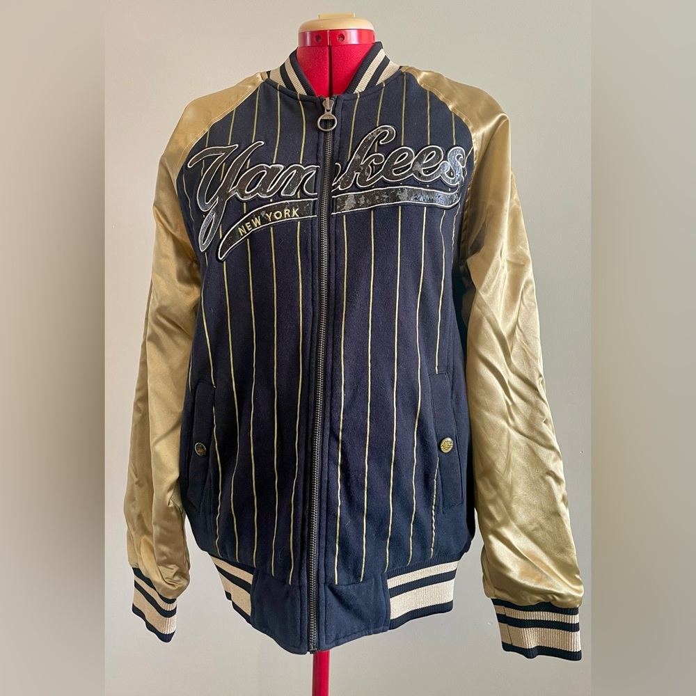 Vintage MLB New York Yankees Reversible bomber jacket Black and Gold Sz.L